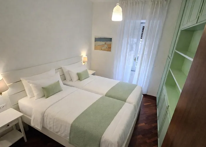 Bianca Colosseum - 3br Apartment Rome