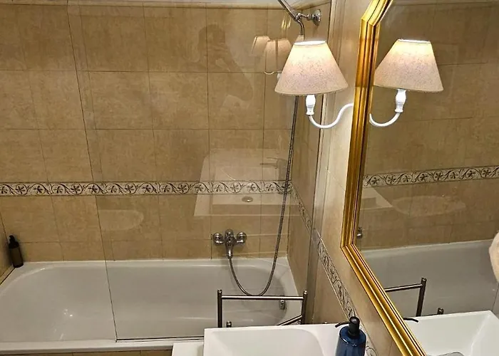 Bianca Colosseum - 3br *