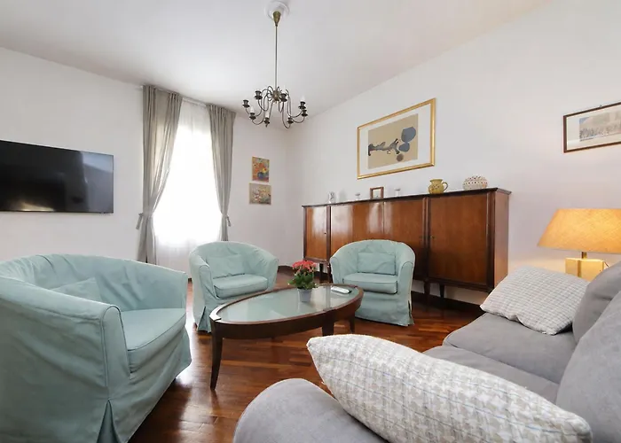Apartment Bianca Colosseum - 3br Rome