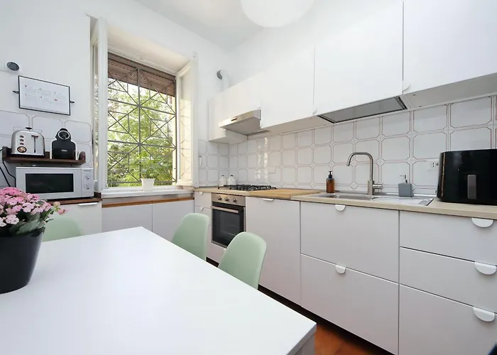Apartment Bianca Colosseum - 3br Rome